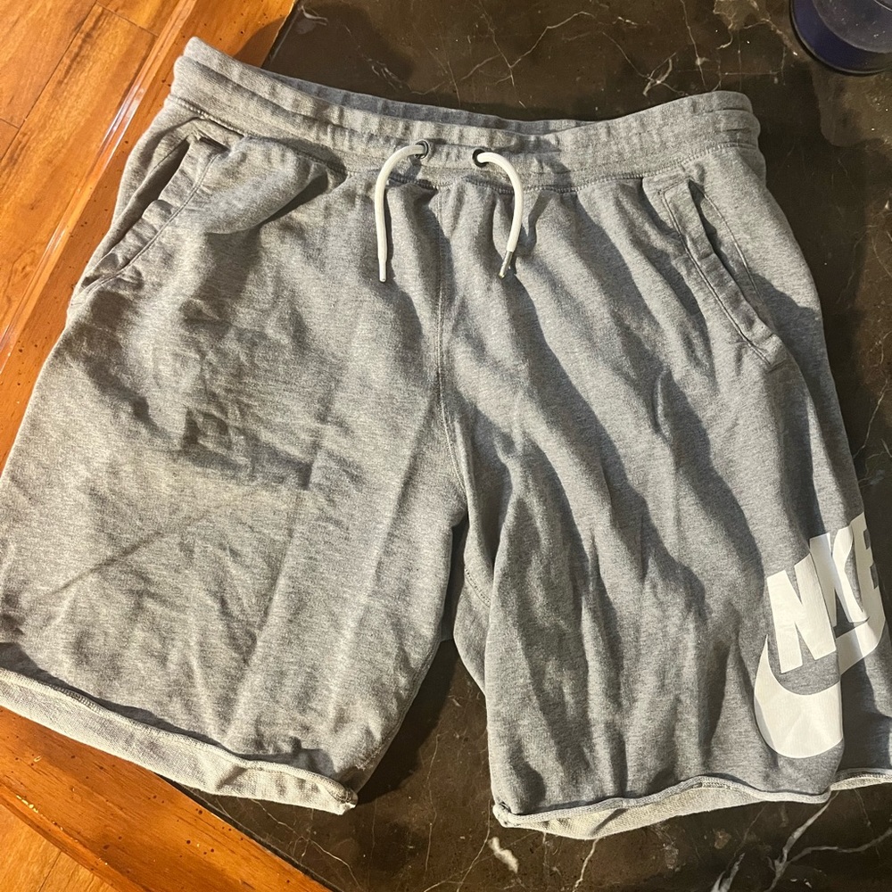 Nike men’s shorts